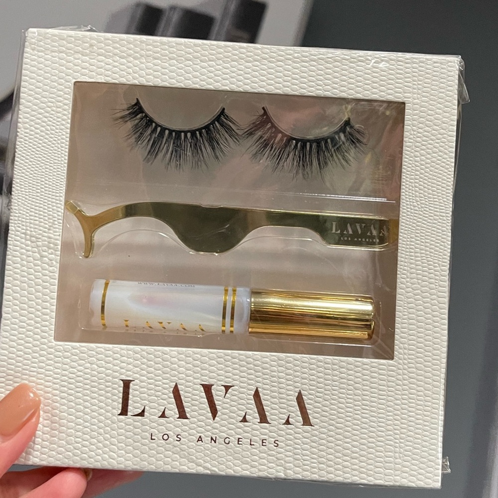 LAVAA BEAUTY Flirty Lash Set
